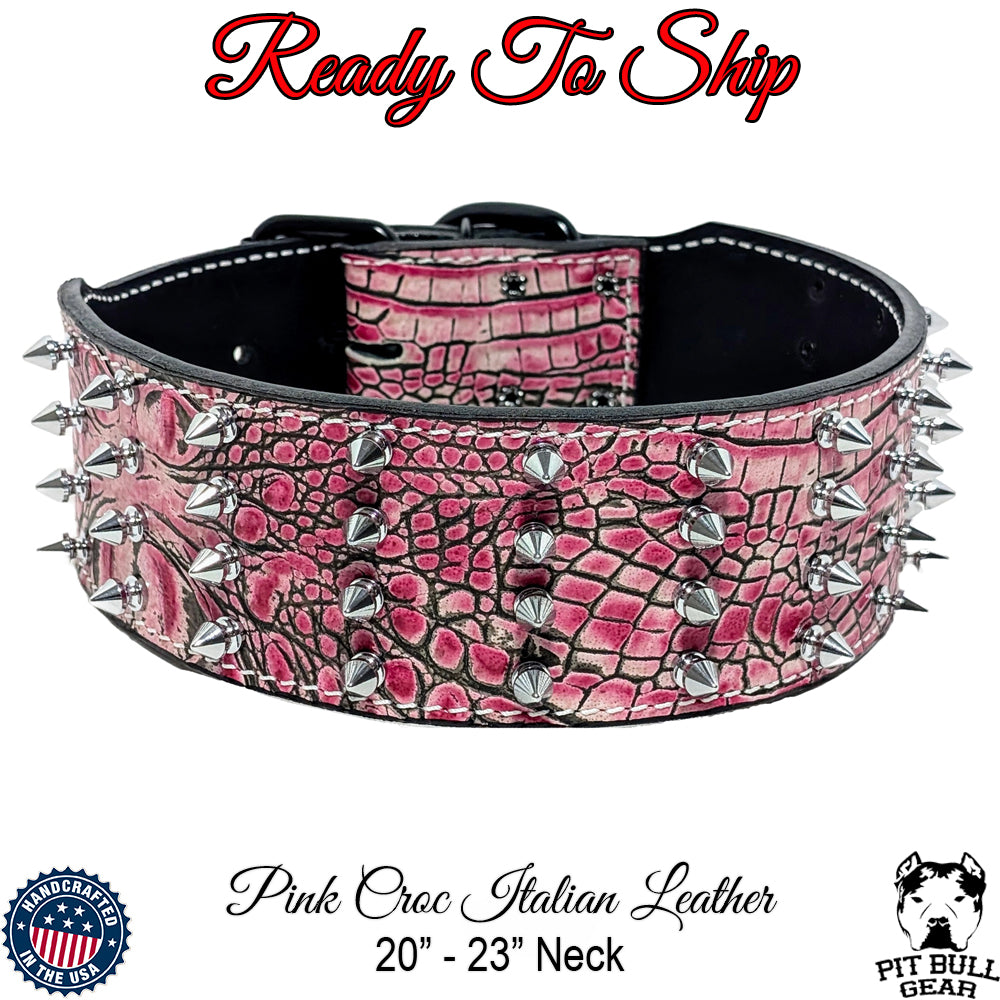 *Collar para perro con pinchos de piel italiana de cocodrilo rosa de 2,5&quot; de ancho (cuello de 20&quot; a 23&quot;)