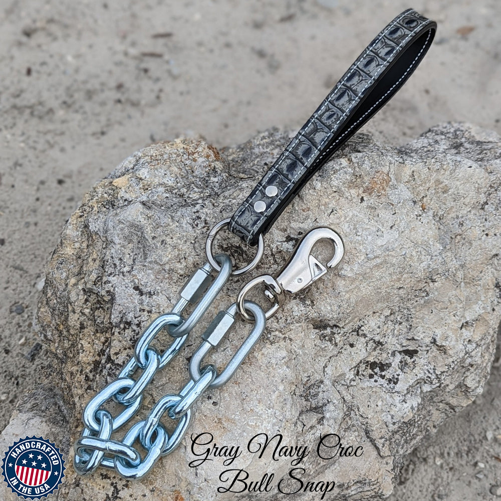 The Biker / Customized Version Bolt-Carabiner V-II with Samall Walletchain  / Anodized Blue